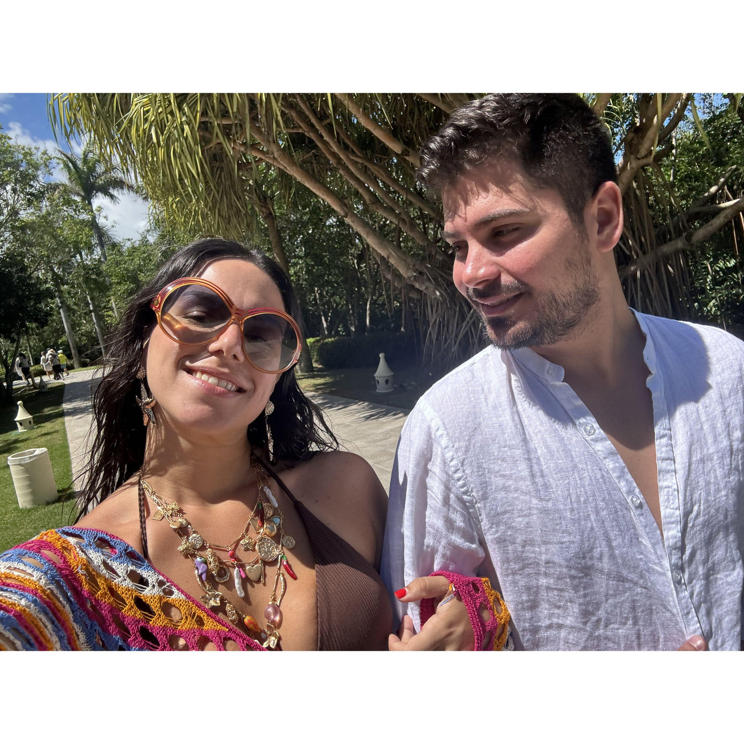 Valeria probando la paciencia a JP, como de constumbre