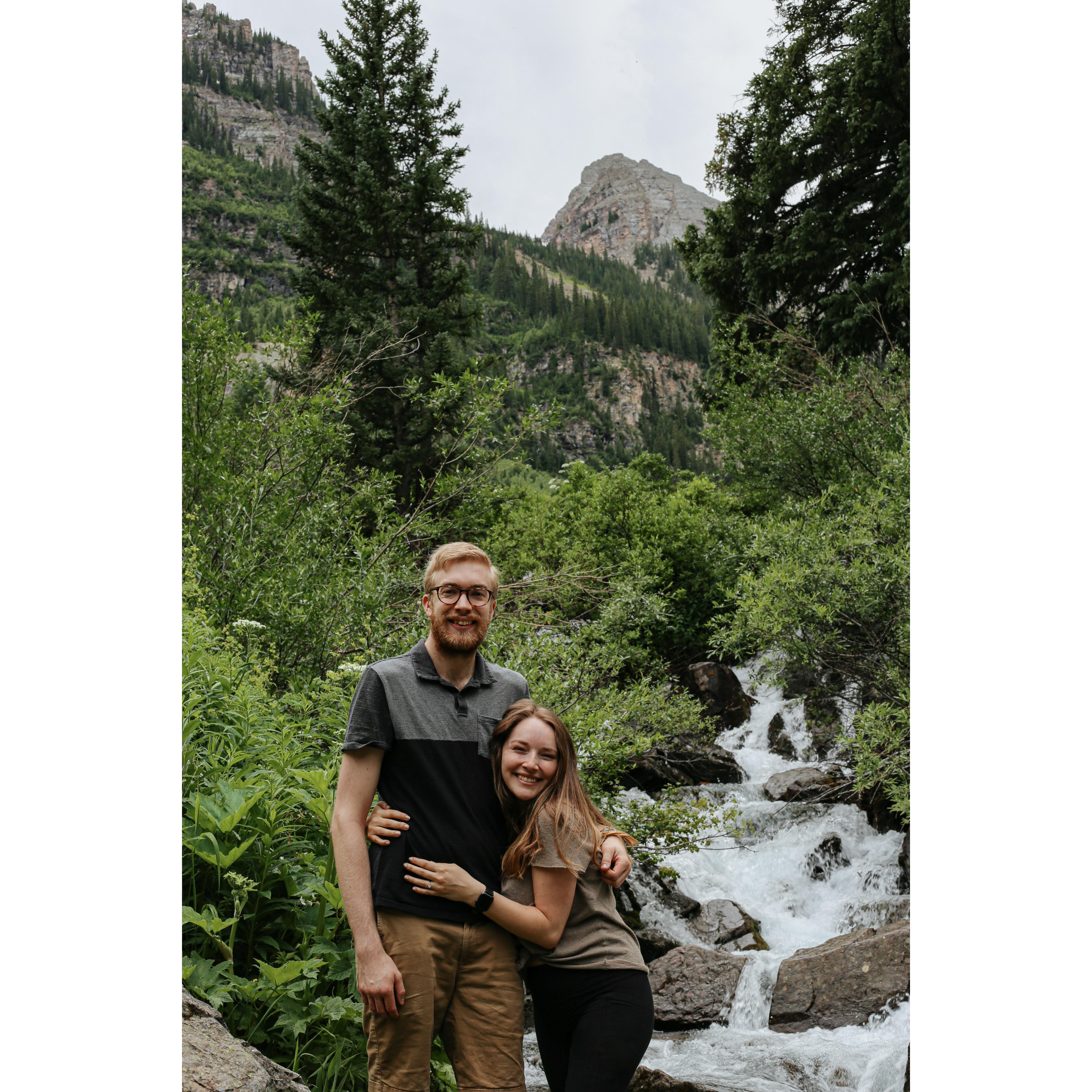 Maroon Bells, Colorado! Just now realizing we need a family picture with our cats, Breve and Espresso 🐈