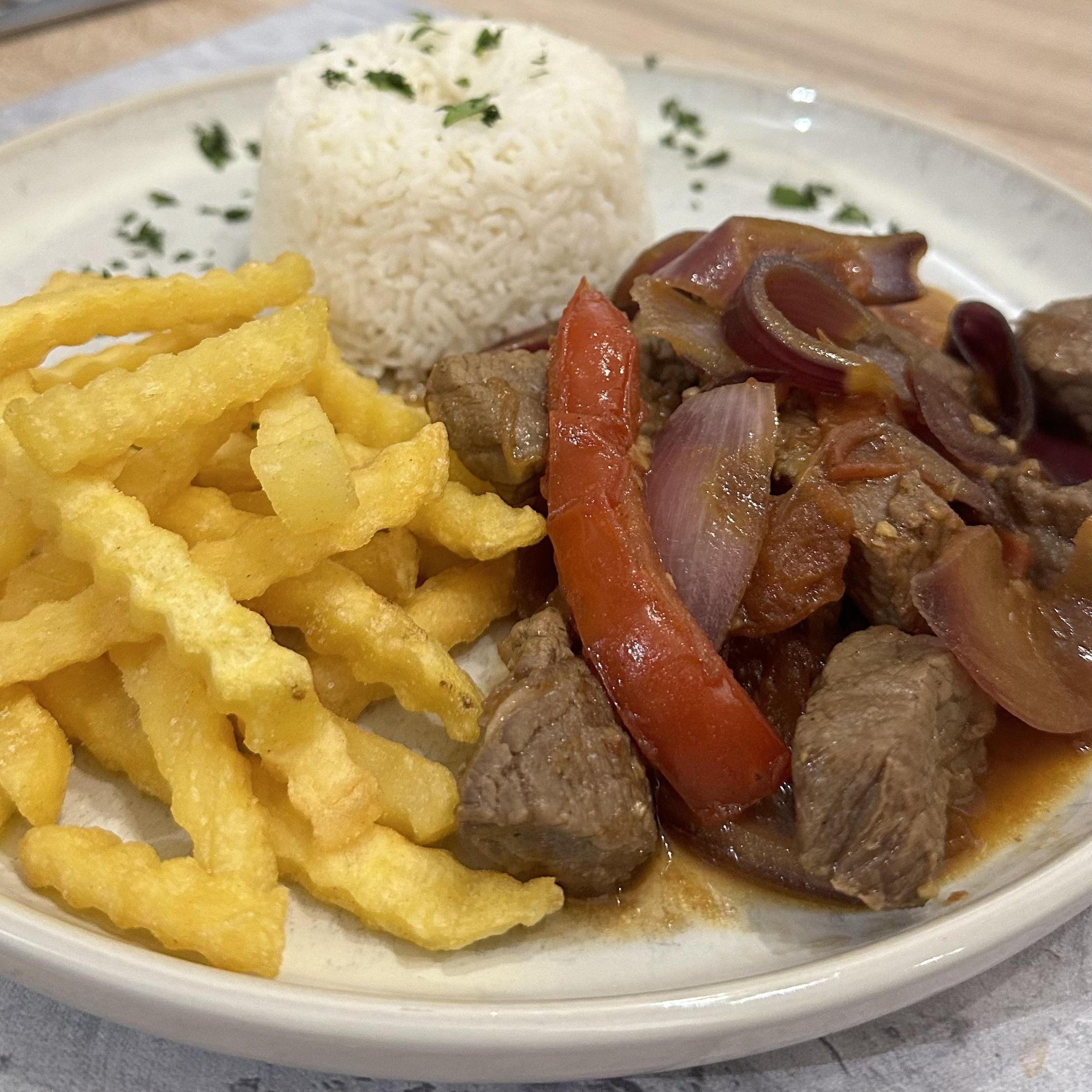 Lomo Saltado
