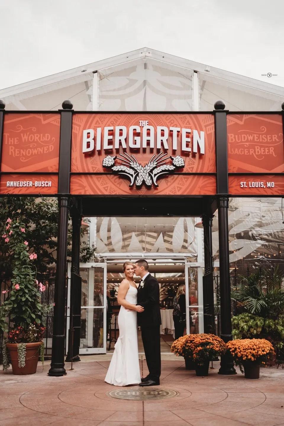 Anheuser-Busch Biergarten - St Louis, Missouri | Wedding Venues | Cost,  Reviews \u0026 Photos | Zola, image size:960x1440