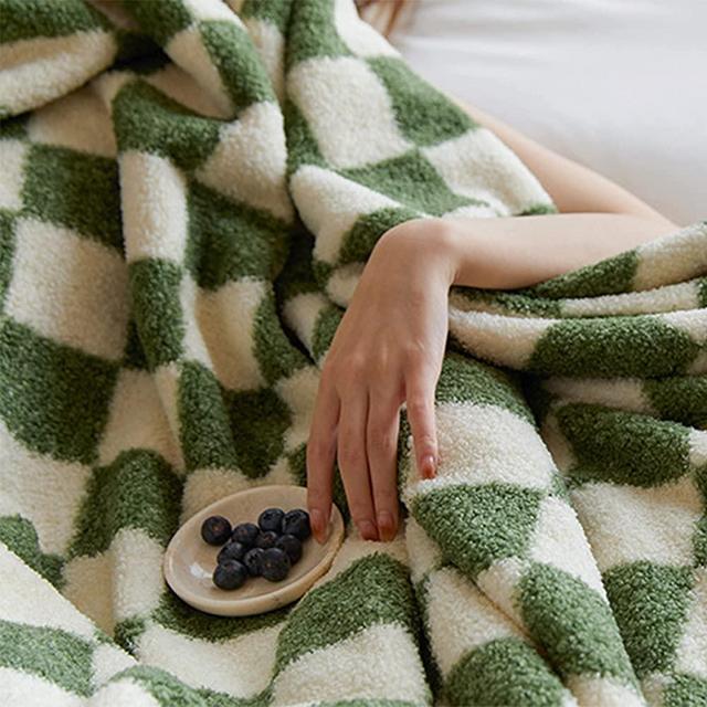 Checkered Fleece Bed Throw Blanket Soft Warm Fluffy Sherpa Blanket for Couch,Chair,Home Decor（Sage Green,59"x78"
