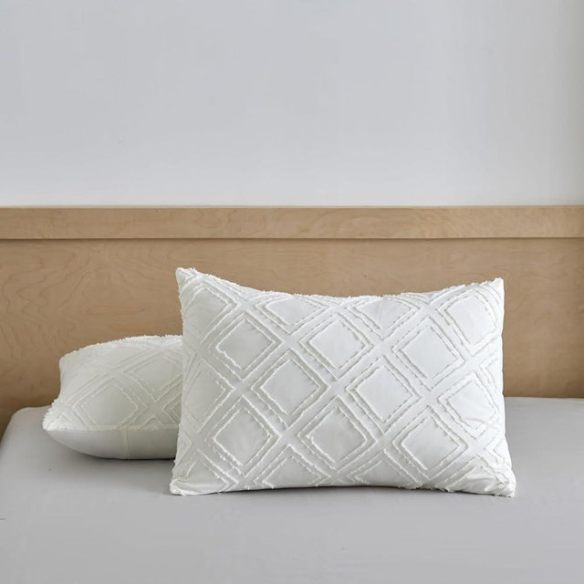 xuan dian Standard Pillow Shams 2 Pack, Standard Size Pillowcases, Soft Microfiber Geometric Tufted Pillow Covers with Envelope Closure, Ivory, 20x26 Inches