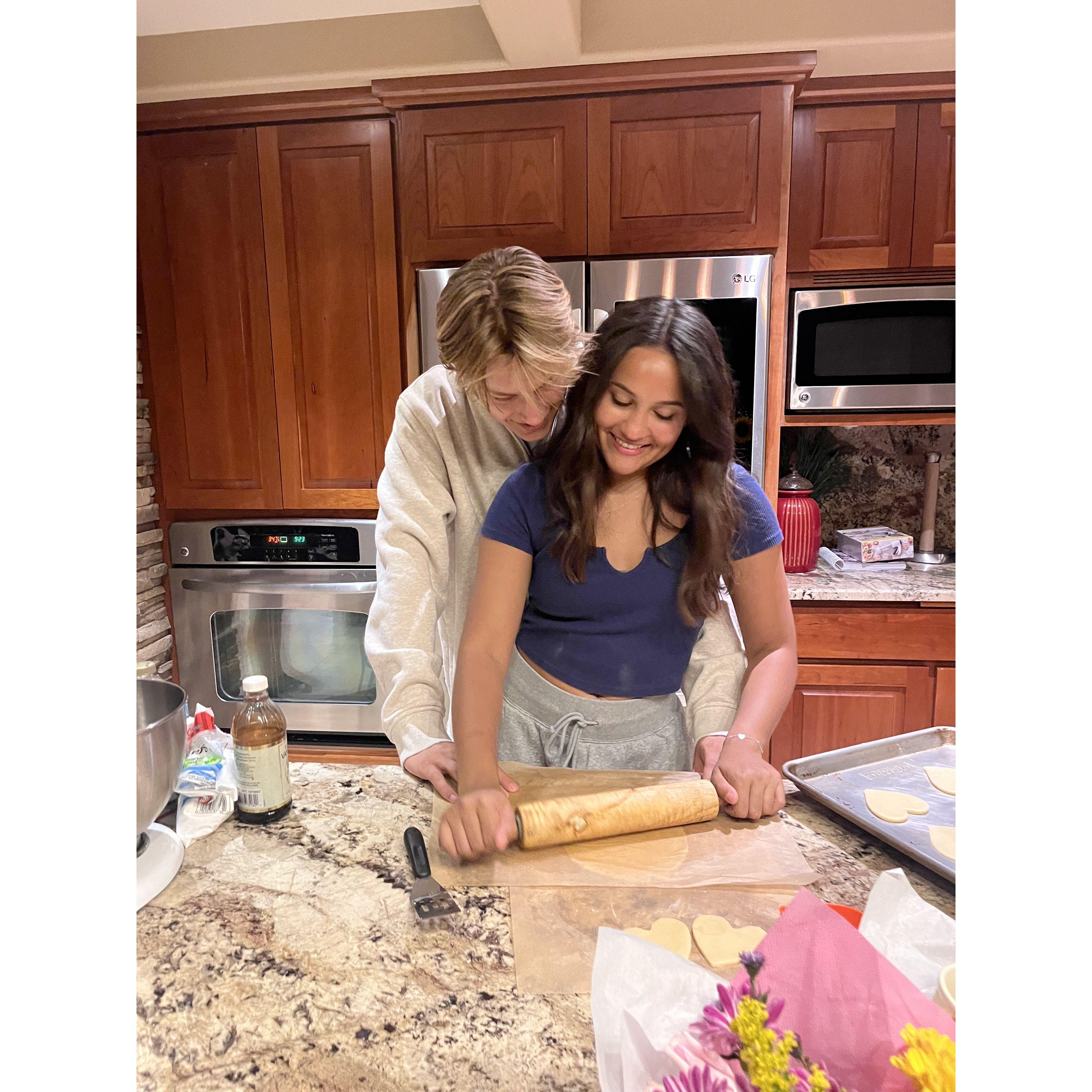 Baking lots of cookies!
Veel koekjes bakken!