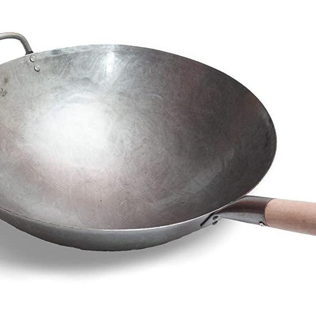 Big 16 Inch Heavy Hand Hammered Carbon Steel Pow Wok with Wooden and Steel Helper Handle (Round Bottom) / 731W138 by Craft Wok