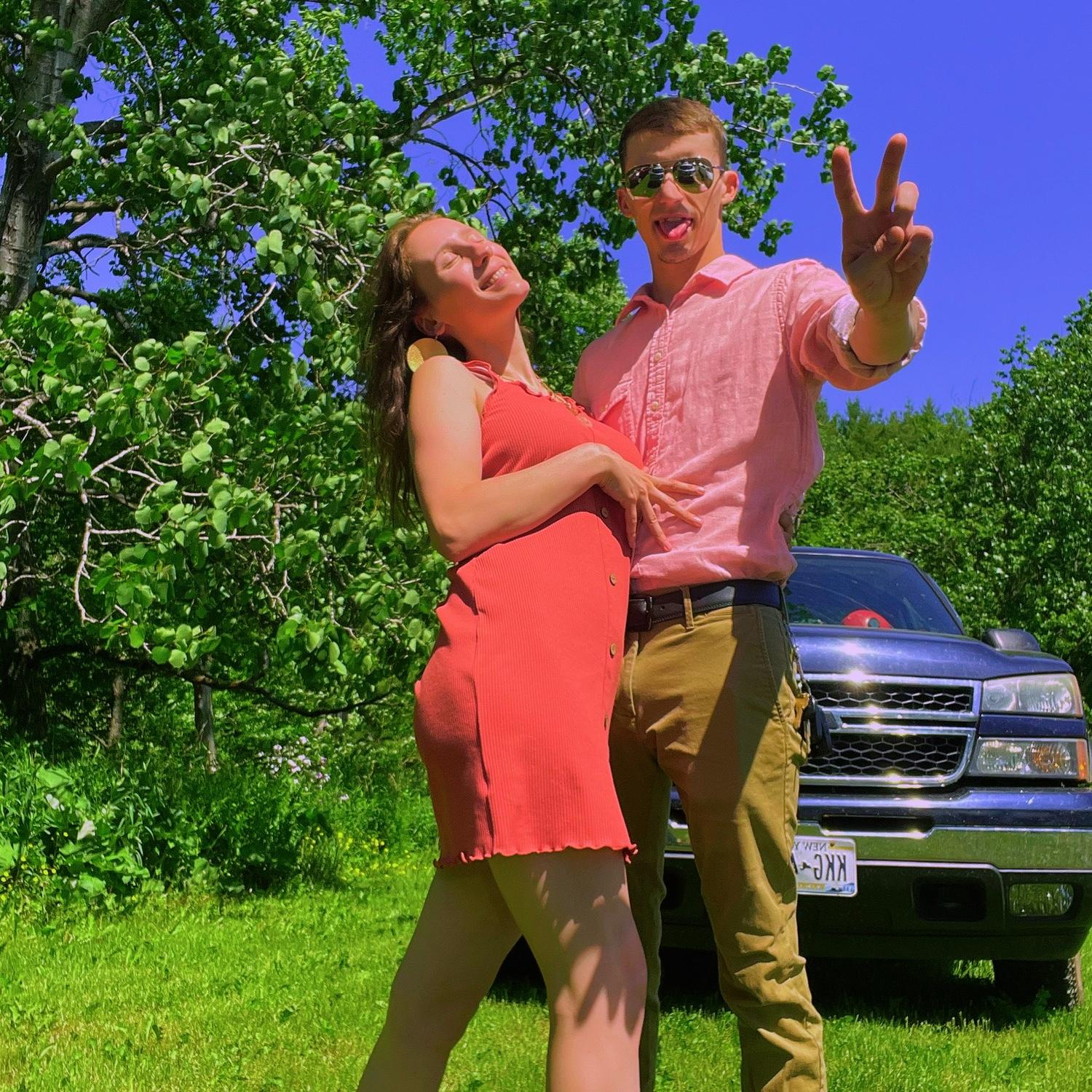 Lillian & Matthew started dating on April 20, 2020.