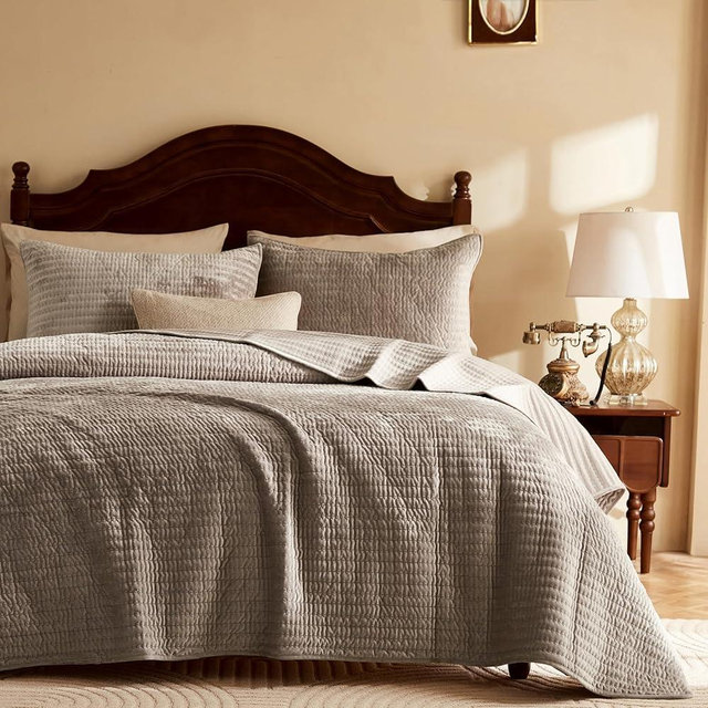 WDCOZY Velvet King Size Quilt Set - Brown Taupe Tan Camel Striped Pick Stitch Soft Lightweight Bedspread, Channel Farmhouse Country Rustic Coverlet, Modern Bedding Warm Thin Comforter, 3 Pieces