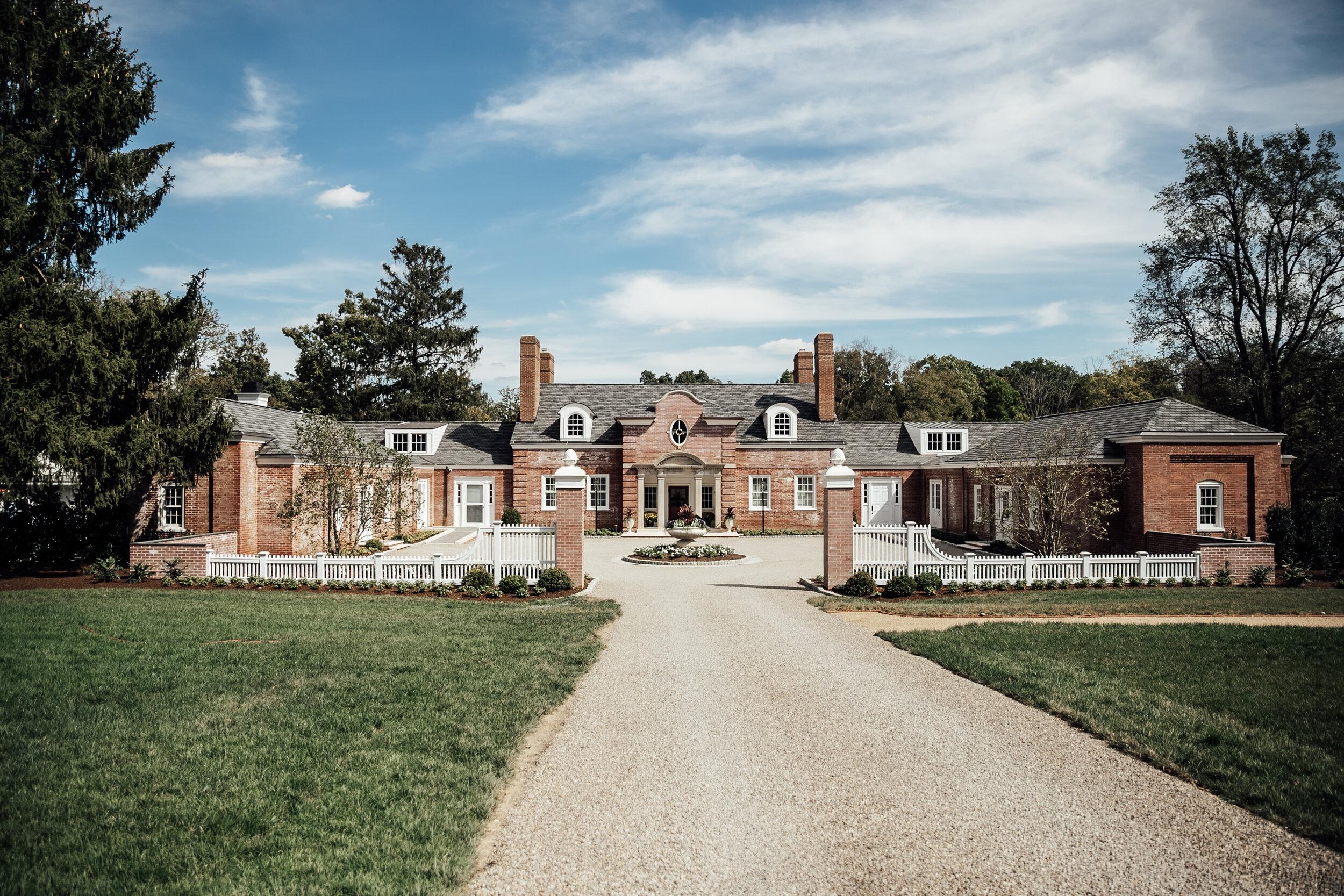 The Wedding Website of James Webb and Jordan Fry