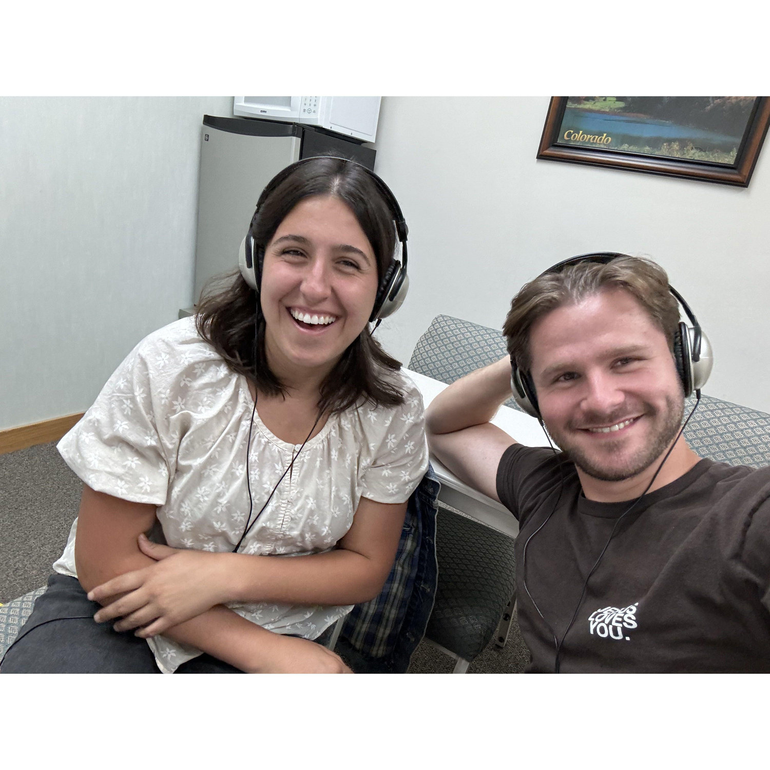 Jaden is interning in CO! Tobie joins her in the counseling room <3