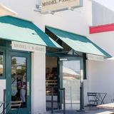 Model Bakery