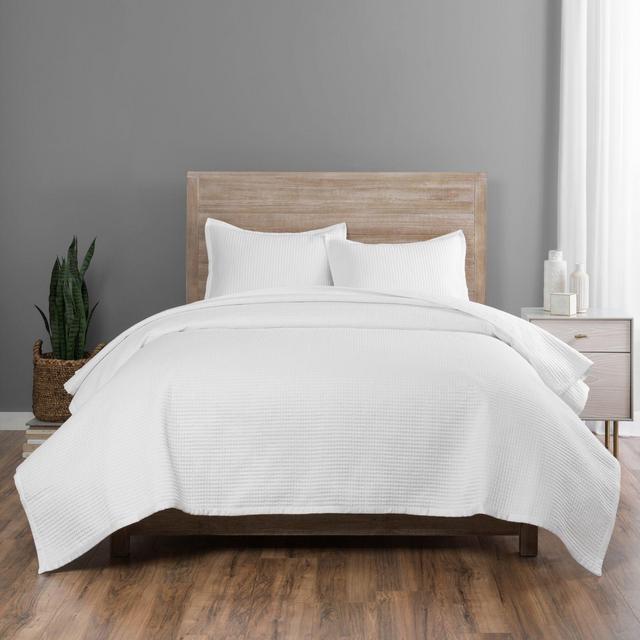 Vue Elements Pebble Comforter Set in White