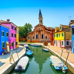 Murano & Burano Islands Guided Small-Group Tour by Private Boat