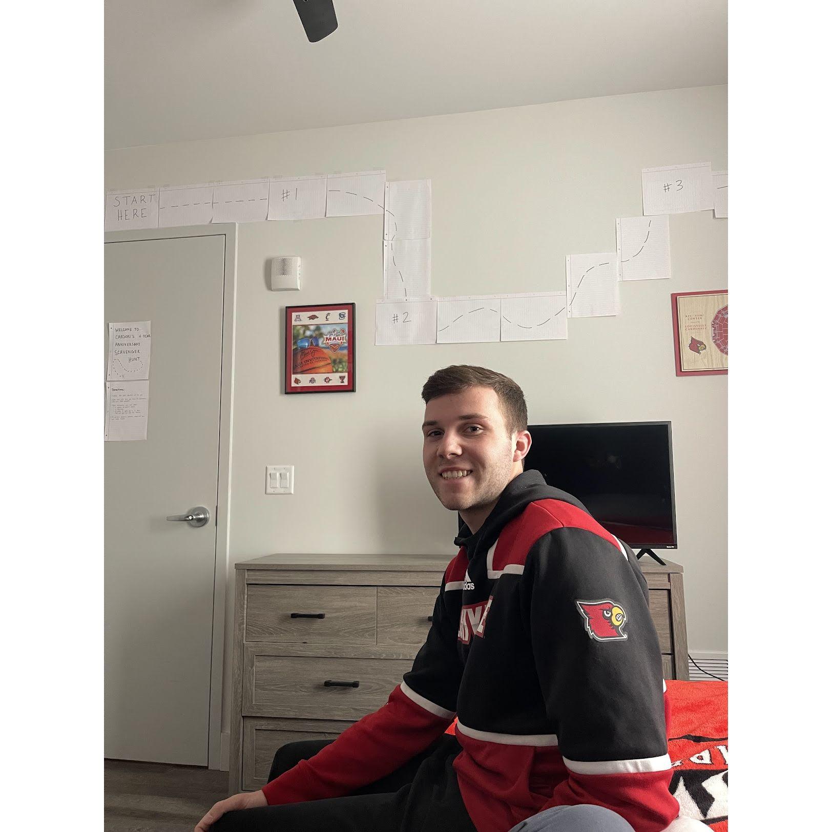 Carson's 4 Year Anniversary Scavenger Hunt for Ella