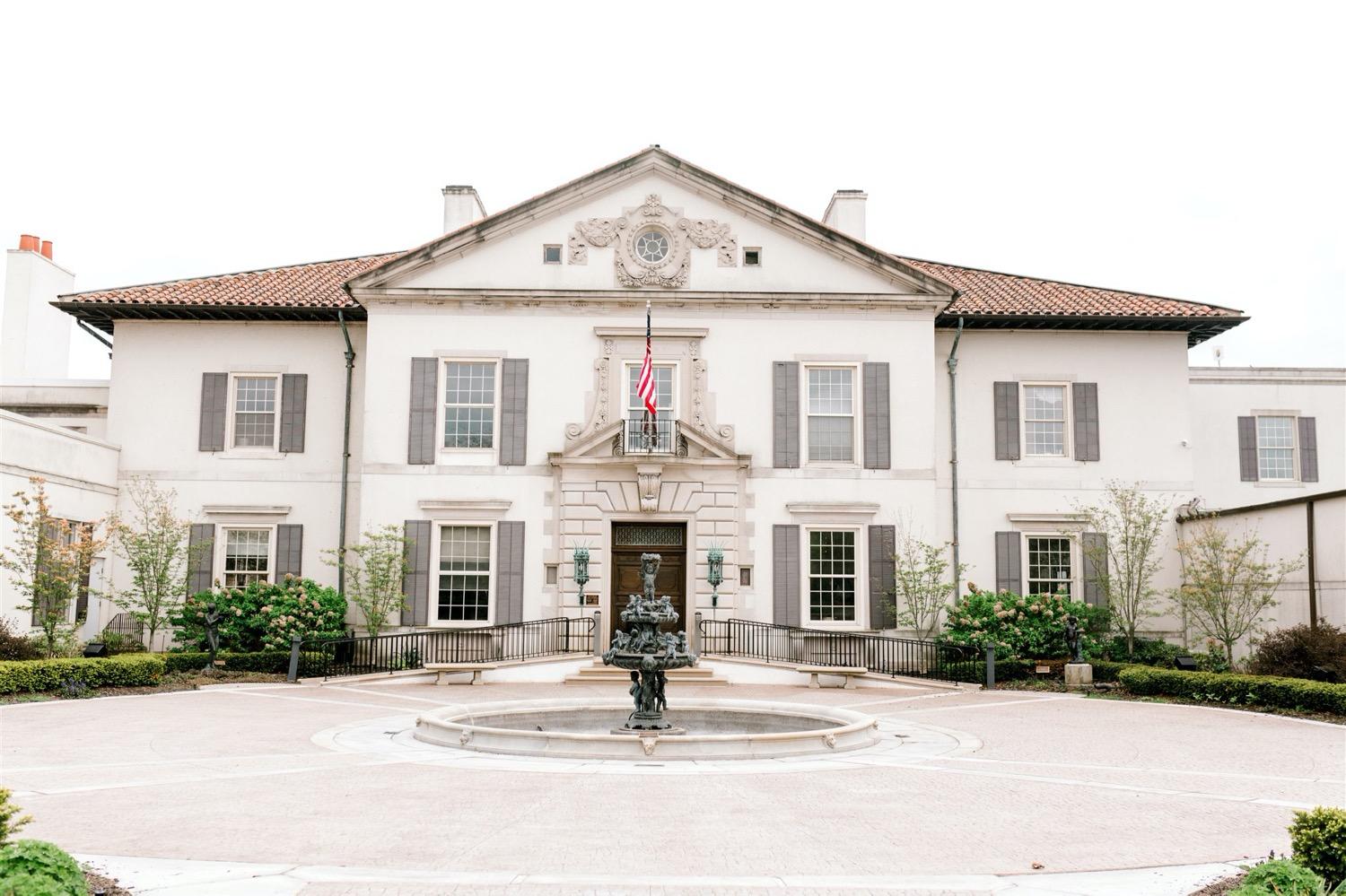 The Wedding Website of Riley Malloy and JD Gray