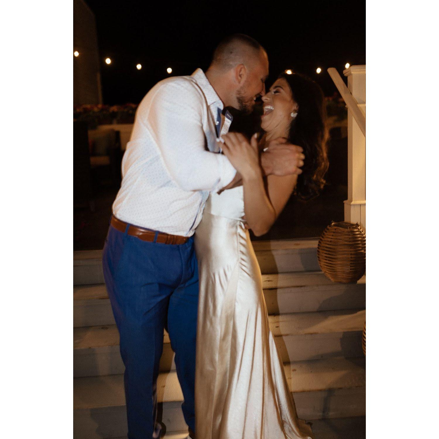 Taylor’s sisters wedding