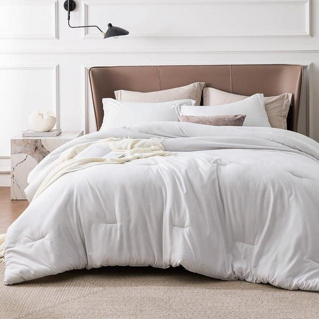 Bedsure Oversized King Comforter Set - Grayish White Oversized King Size Comforter, Soft Bedding for All Seasons, Cationic Dyed Bedding Set, 3 Pieces, 1 Comforter (120"x98") and 2 Pillow Shams