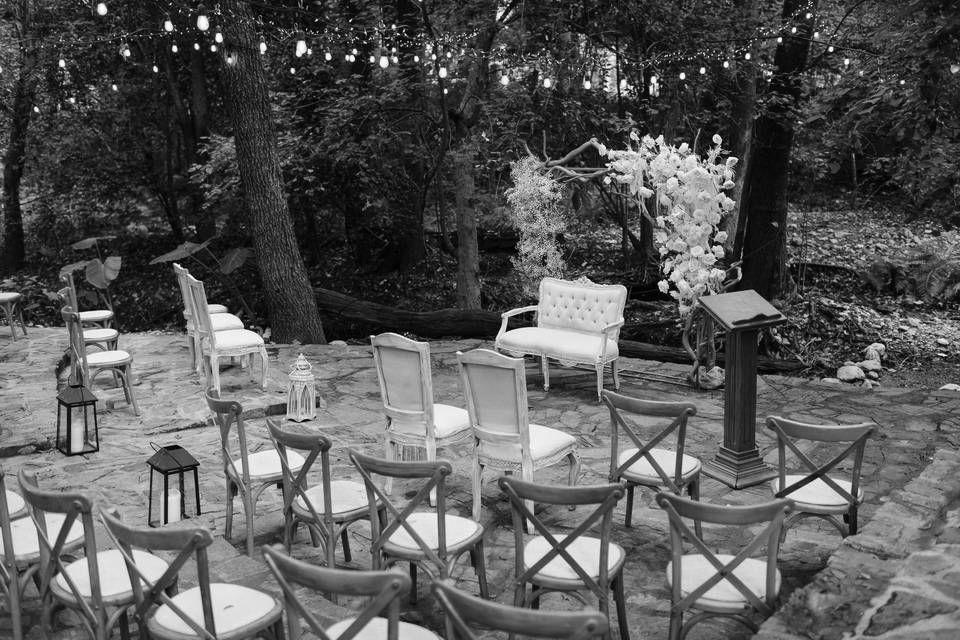 The Wedding Website of Anakaren Miranda and Karla Juarez