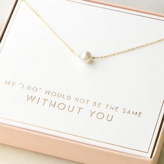 Simple Pearl Necklace