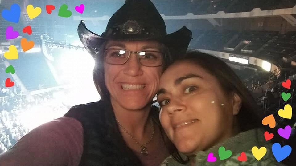 My first Country Concert, with my very own cowgirl: Dustyn Lynch & Cole Swindell.