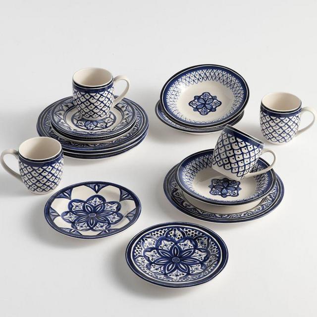 Medina Stoneware 16-Piece Dinnerware Set