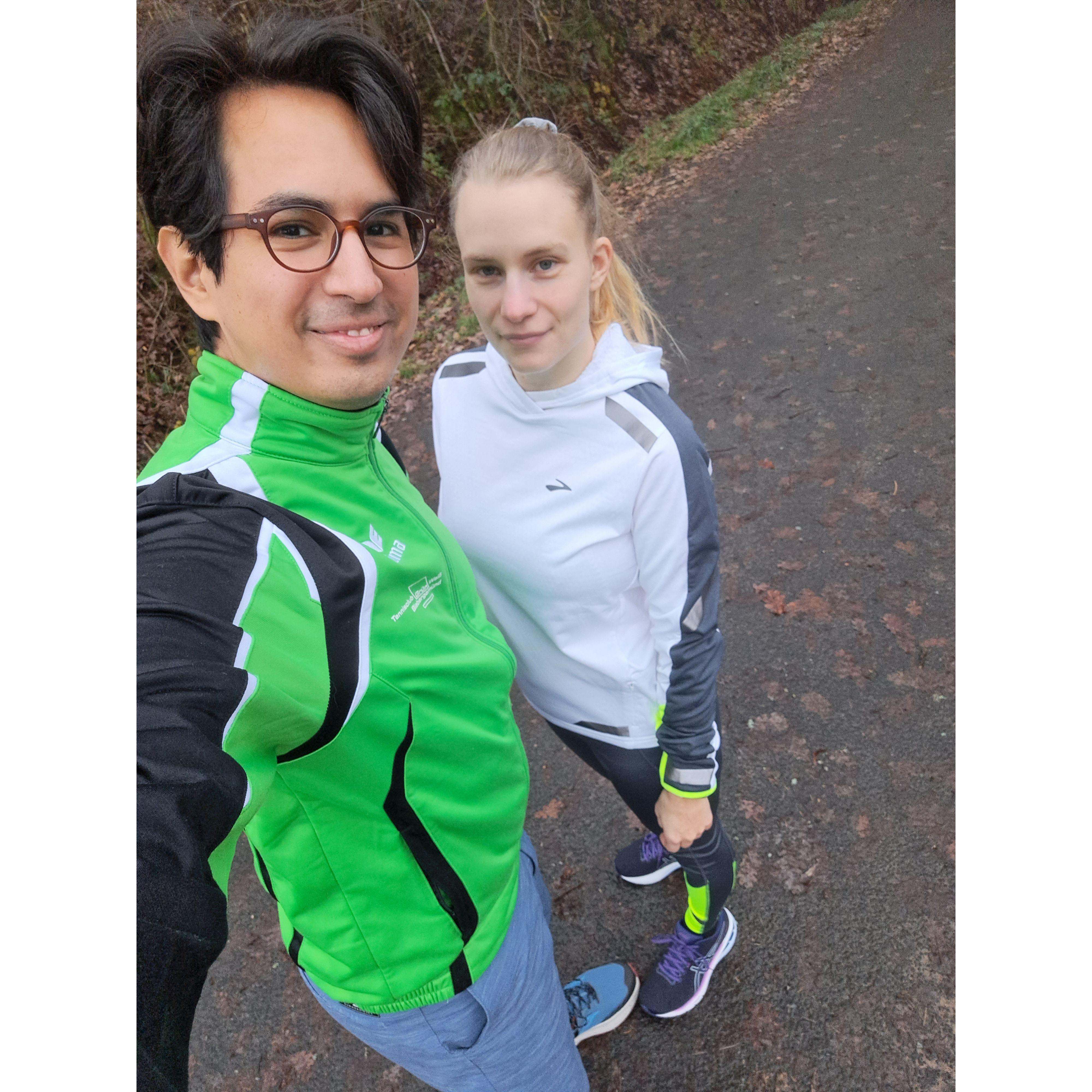 January 2023: Running between Biebergemünd-Kassel and Gelnhausen-Höchst. Local attire.