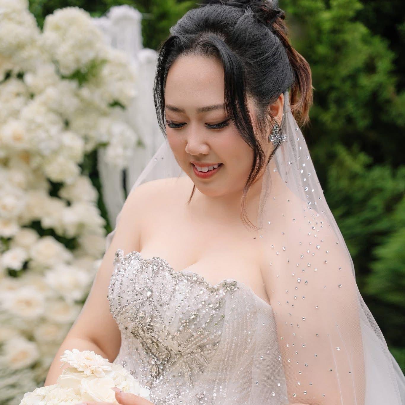 very demure very cutesy