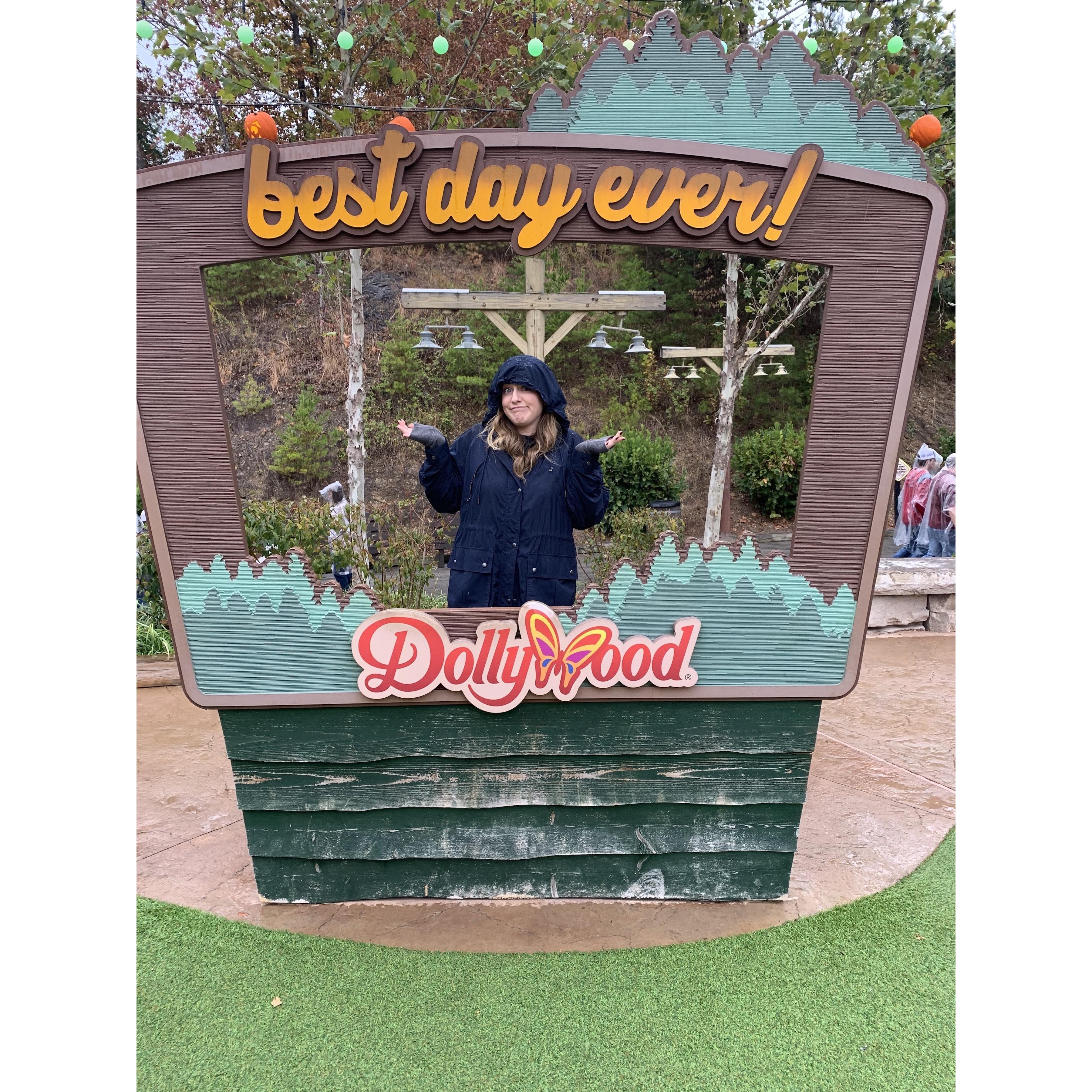 October 2019 - a rainy Dollywood day