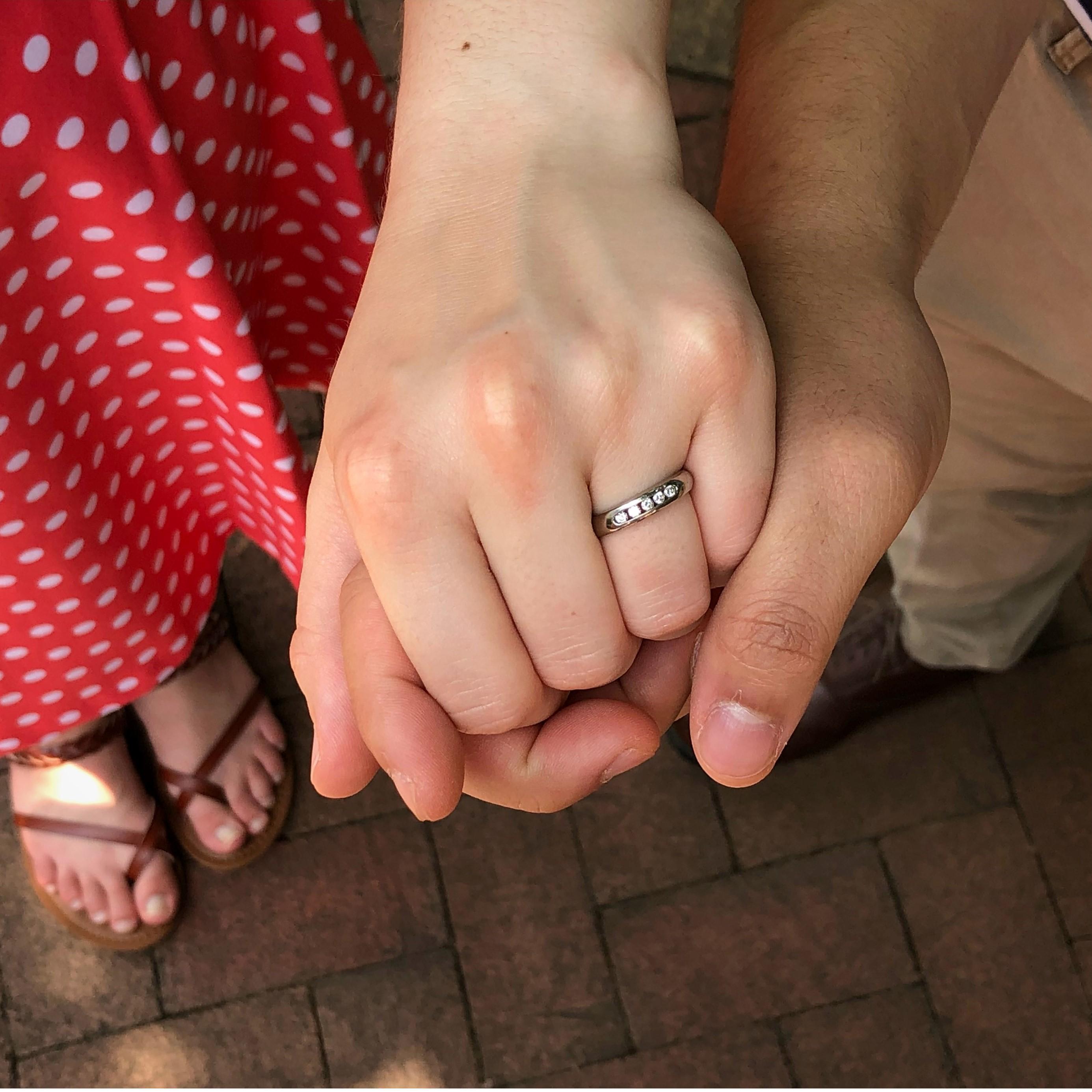 Katheryn: Oooooh sparkly!
An: Oooooh gold and carbon!
:D