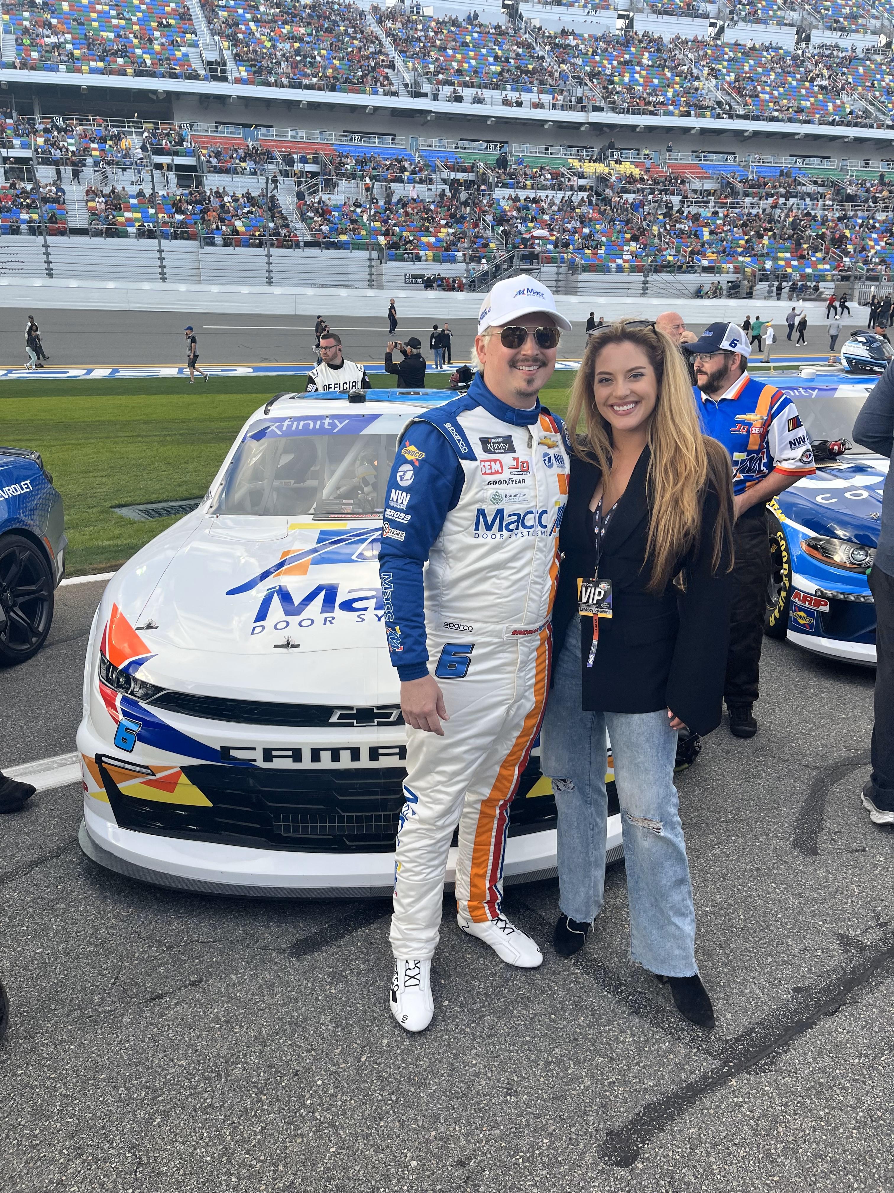 The Wedding Website of Lindsey Giannini and Brennan Poole