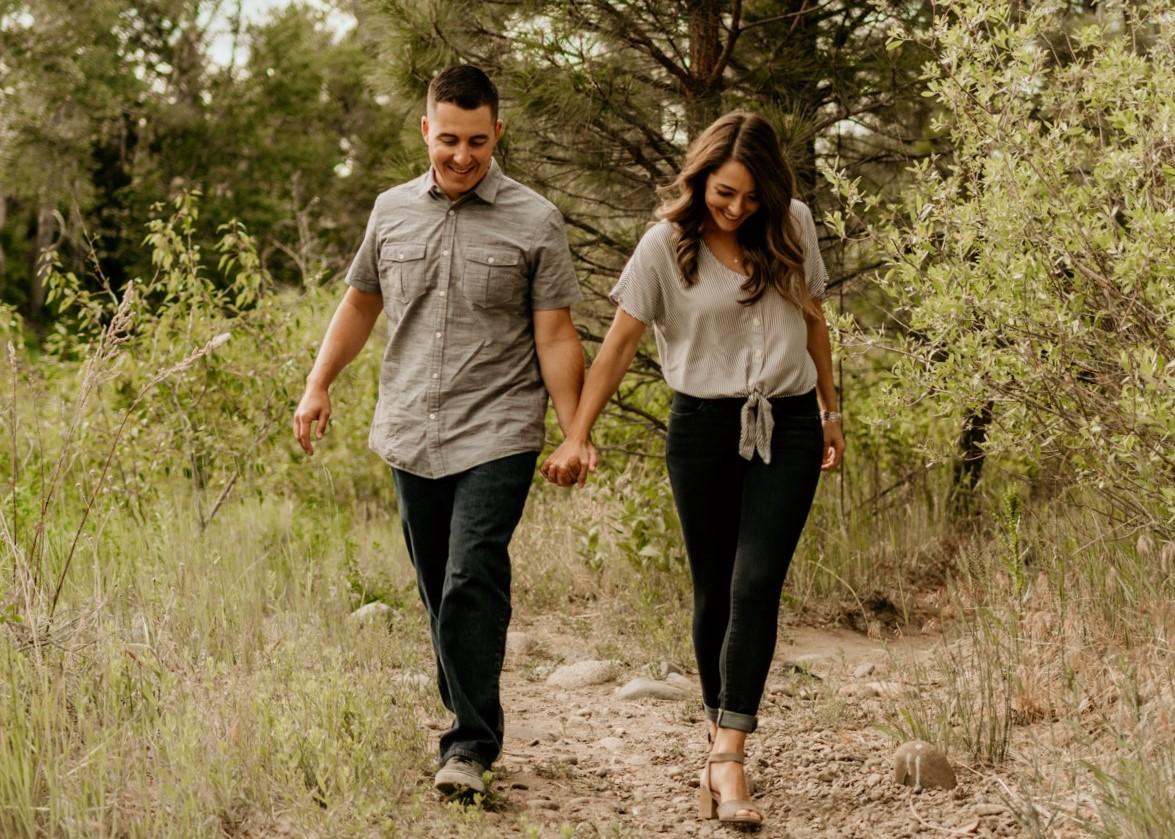 The Wedding Website of Jena Medeiros and Kristopher Mendoza