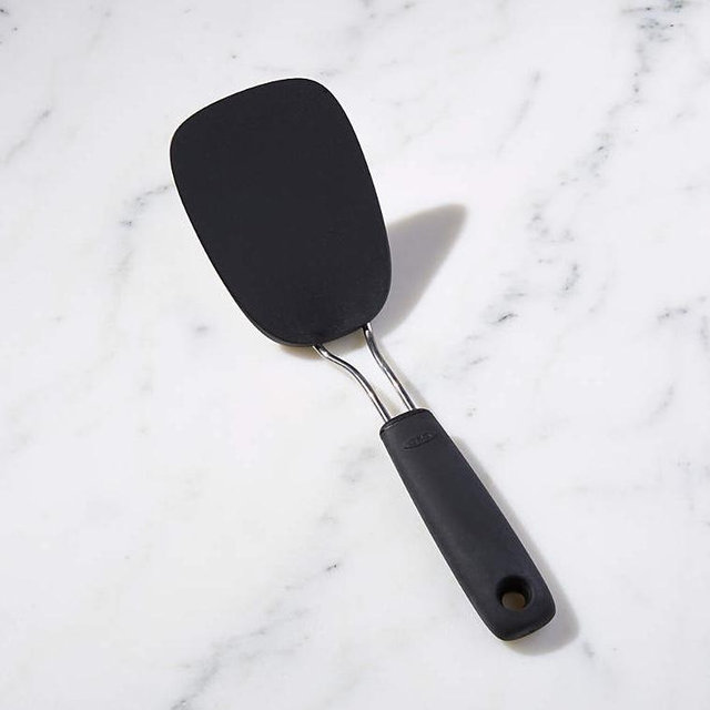 OXO ® Black Flexible Turner Spatula