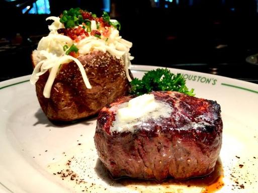 Dinner at Houston’s