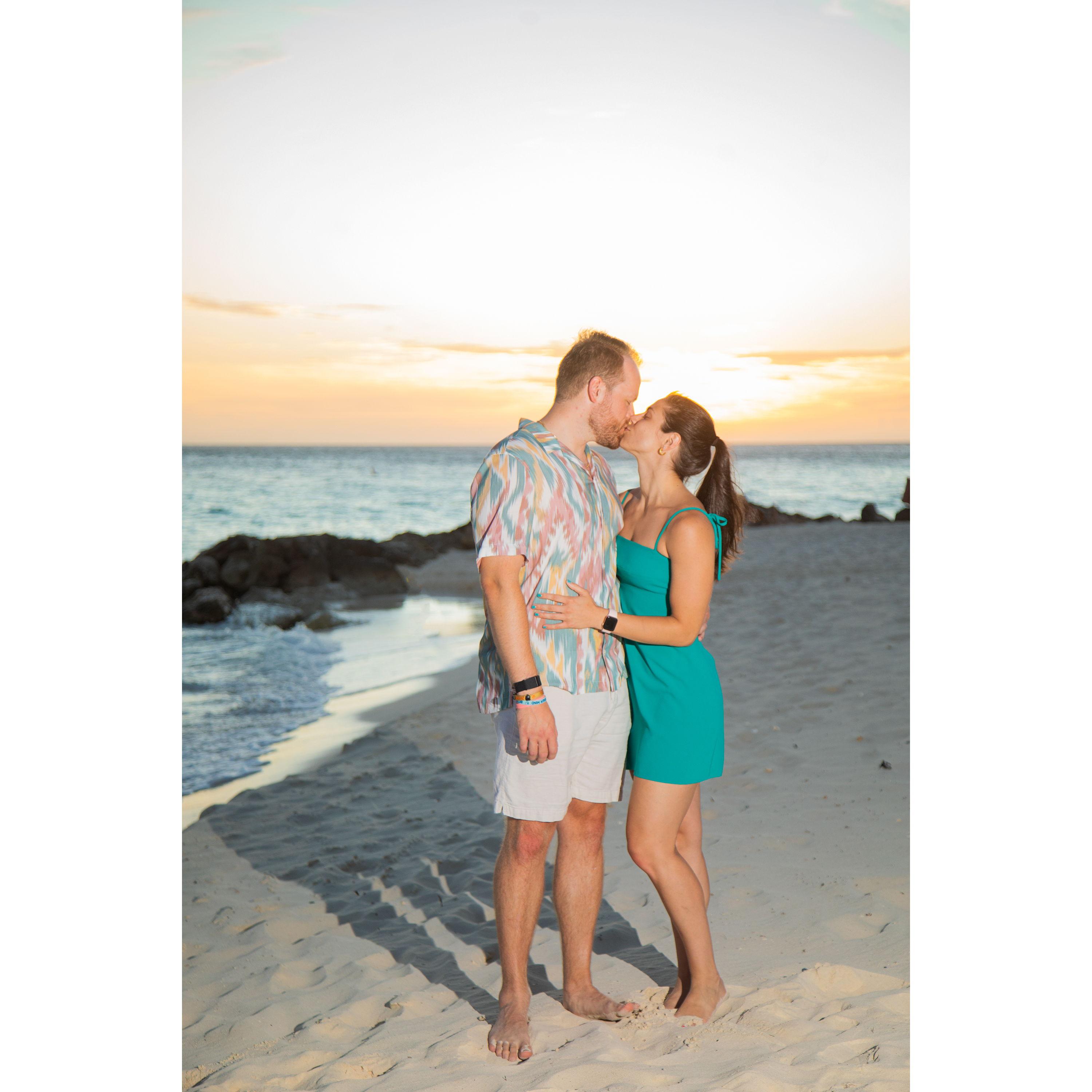 Perfect sunset on the beach in Aruba