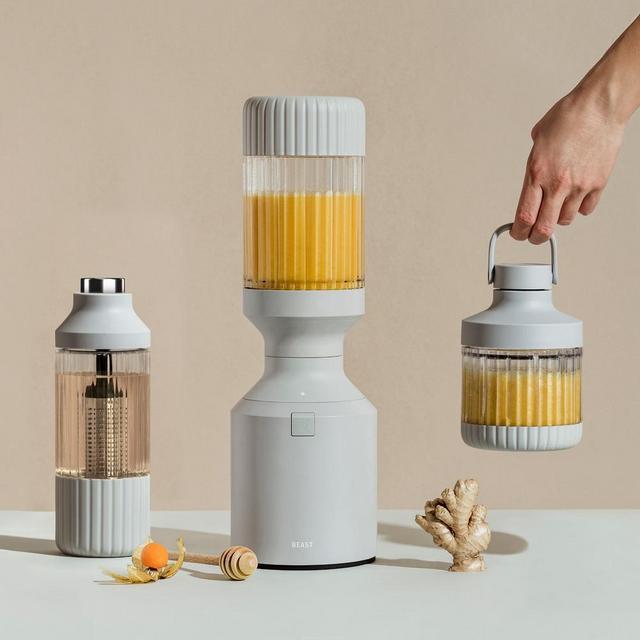 Beast Blender + Hydration System (cloud white)