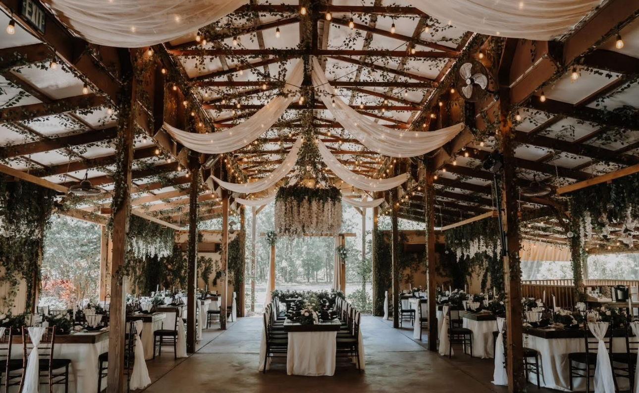 The Wedding Website of Makayla Bucceri and Justin Weidenhamer