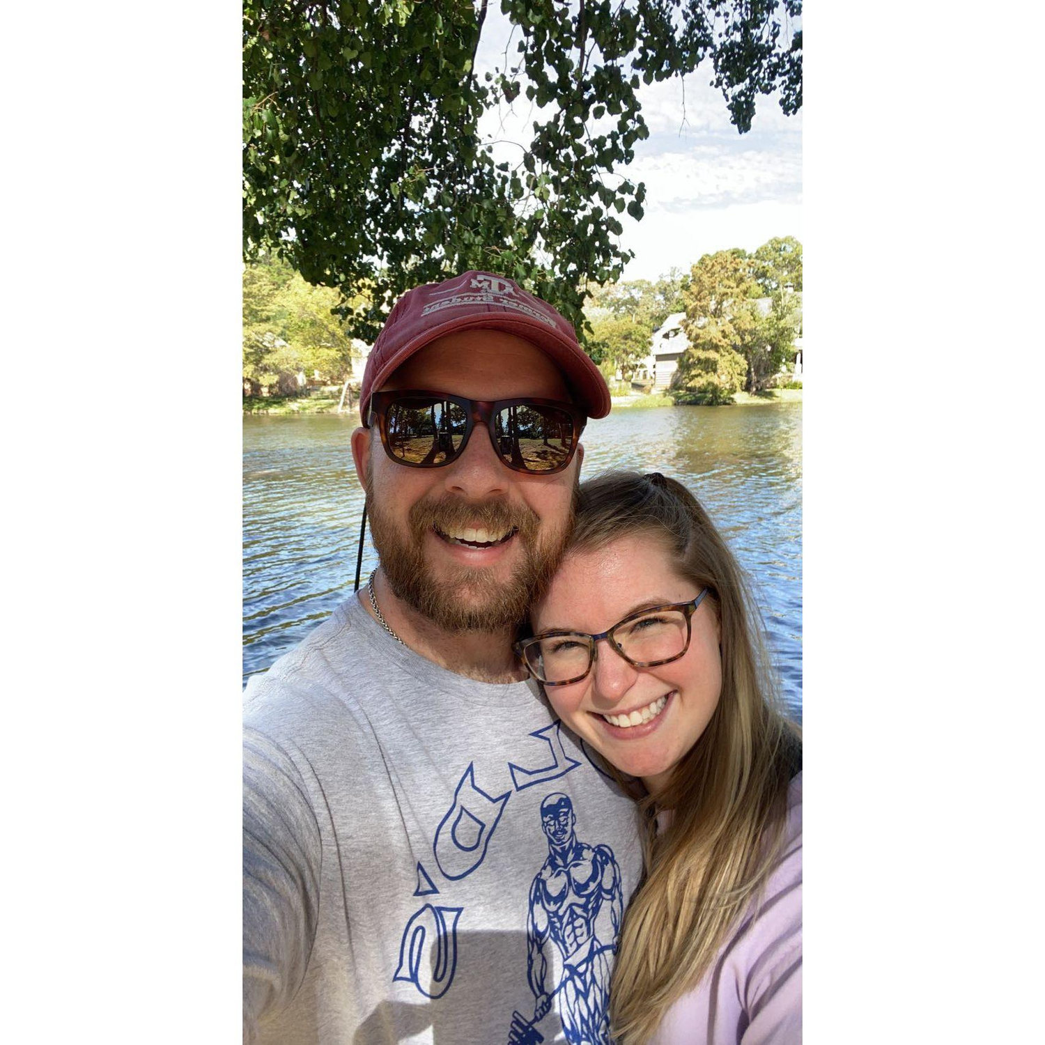 Picnics by the lake, long drives in the convertible, and al pastor tacos - a dream afternoon.