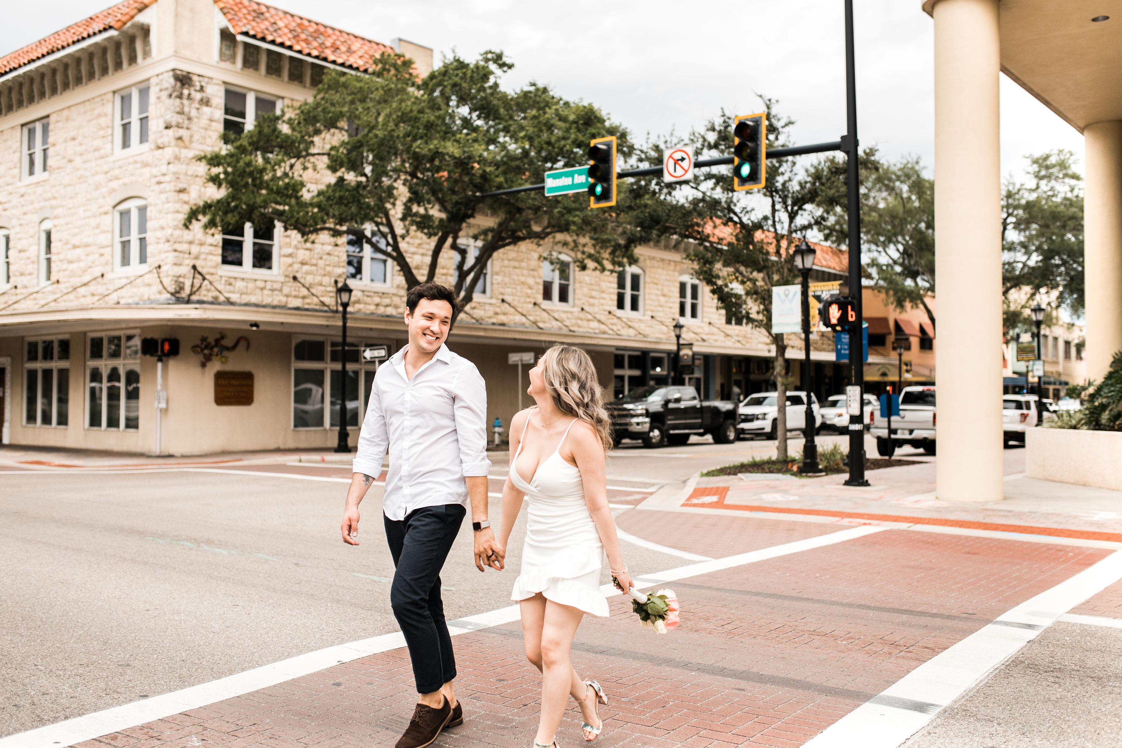 The Wedding Website of Carolina Rosas and Jin Beutl