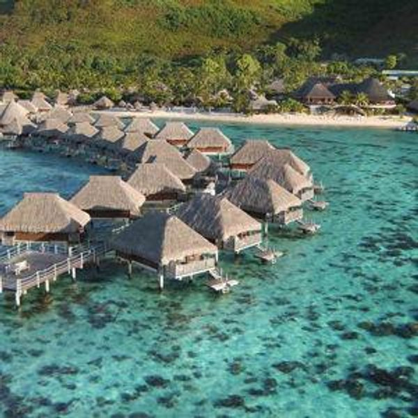 Honeymoon: Bora Bora Overwater Bungalow Night #2