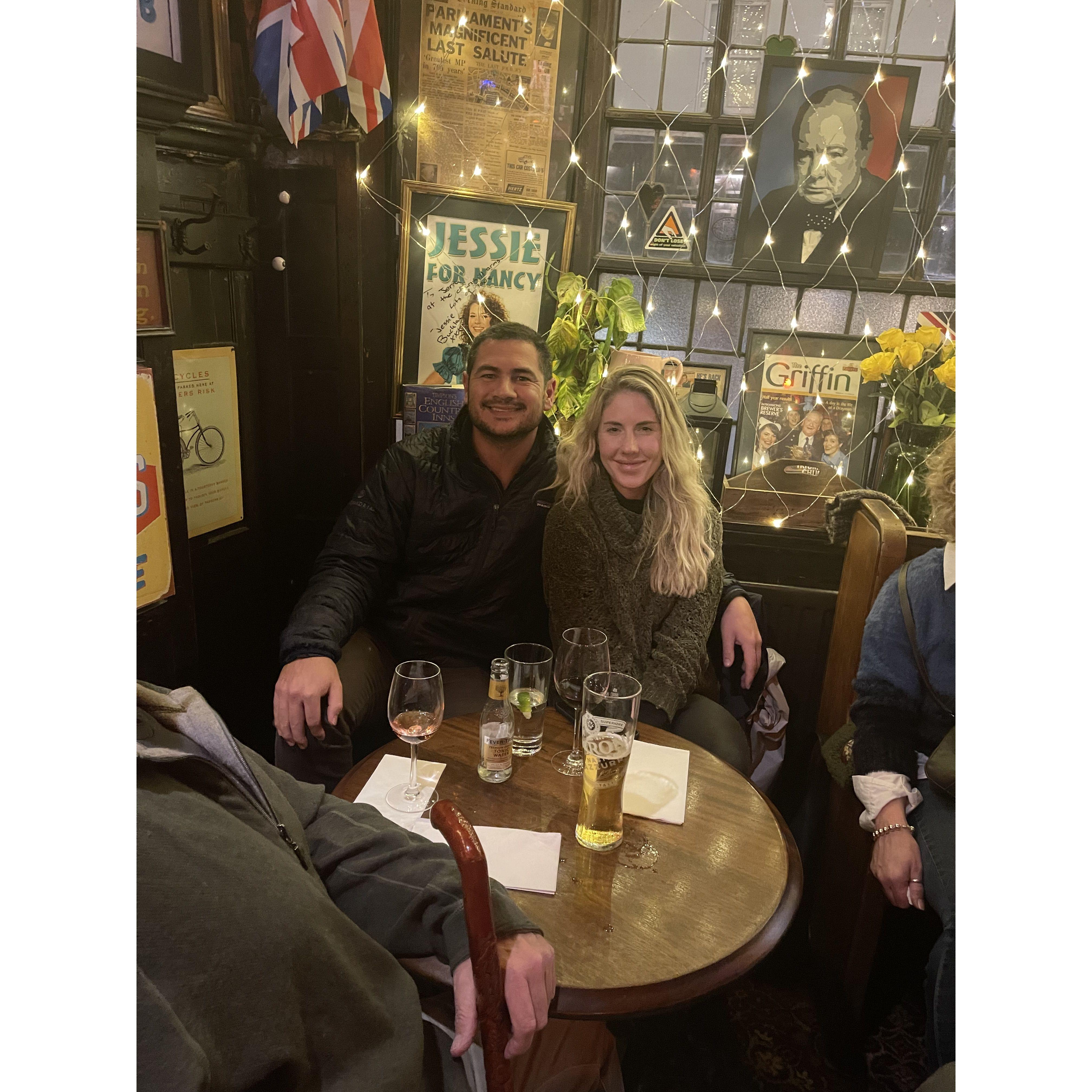 Dec 2022 - London - Visting a Churchill-themed-pub (per matt's incessant suggestion)