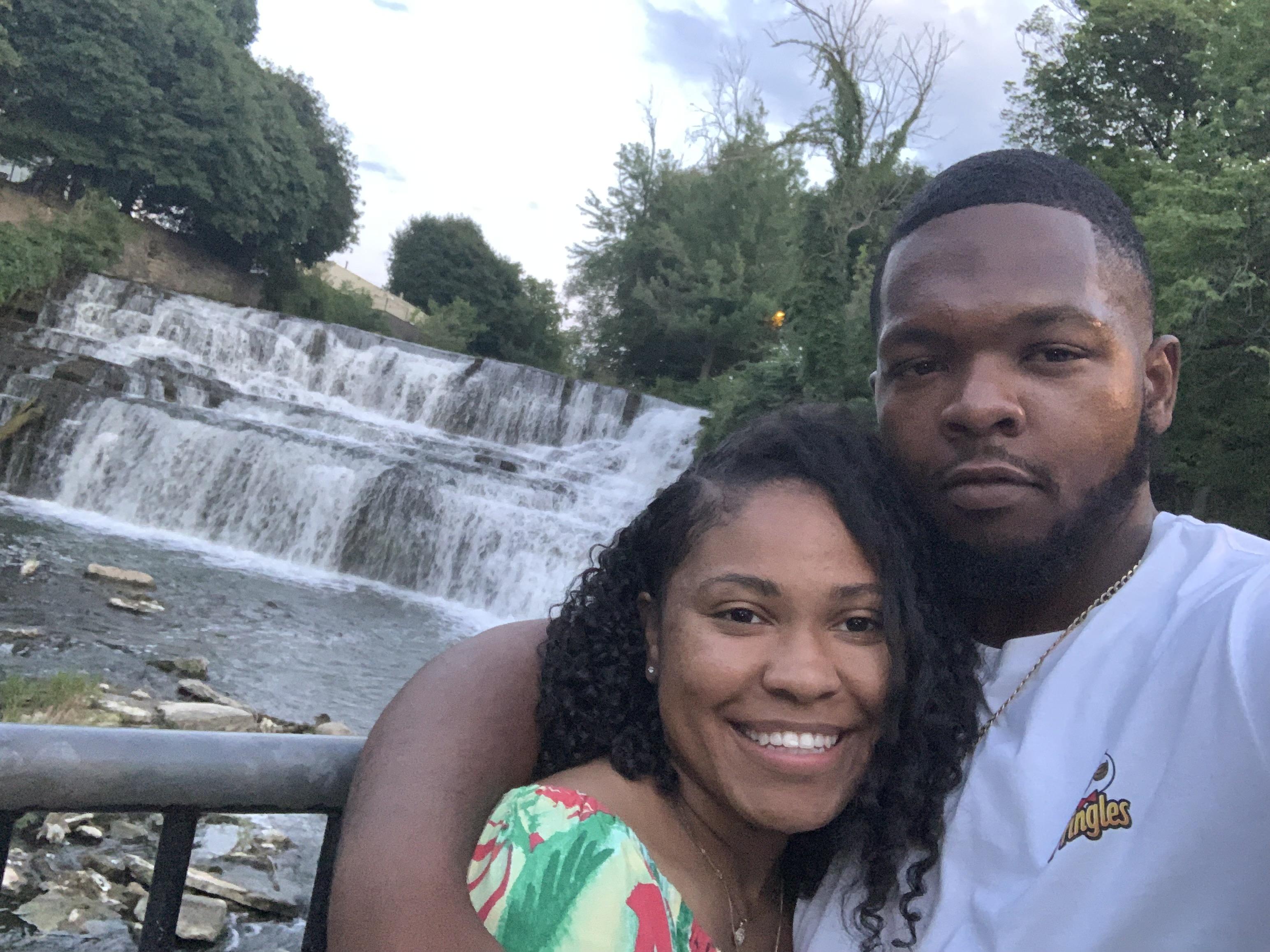 The Wedding Website of Donnie Gidney III and Deona Clendening