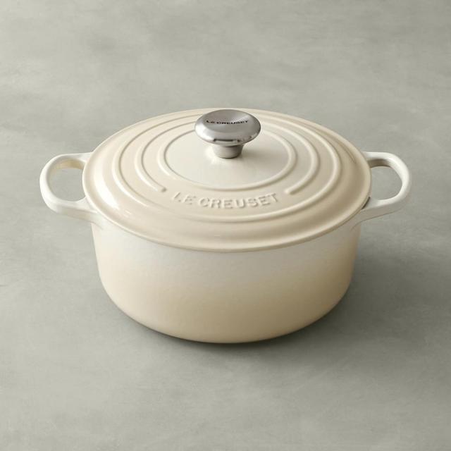 Le Creuset Signature Oven, 5 1/2-Qt., Meringue