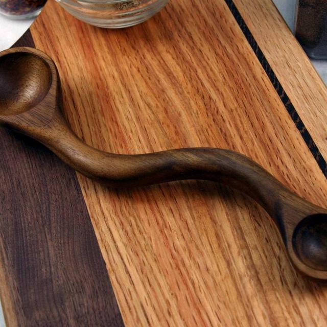 Extreme Curvy Double Measurements / 1 Table / 1 Tea