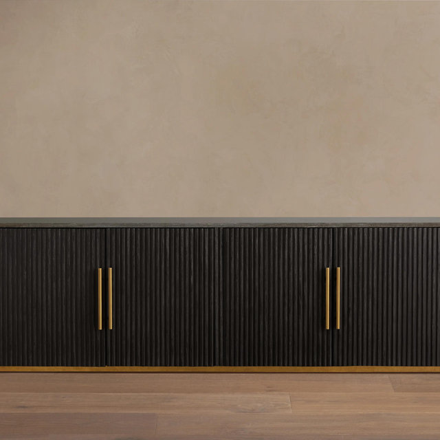 Finnley Media Console