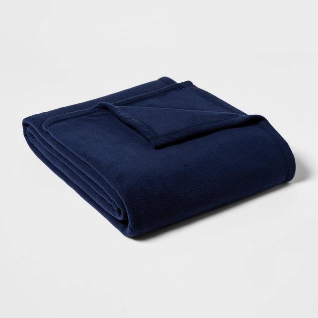 Twin/Twin XL Solid Fleece Bed Blanket Navy - Room Essentials™