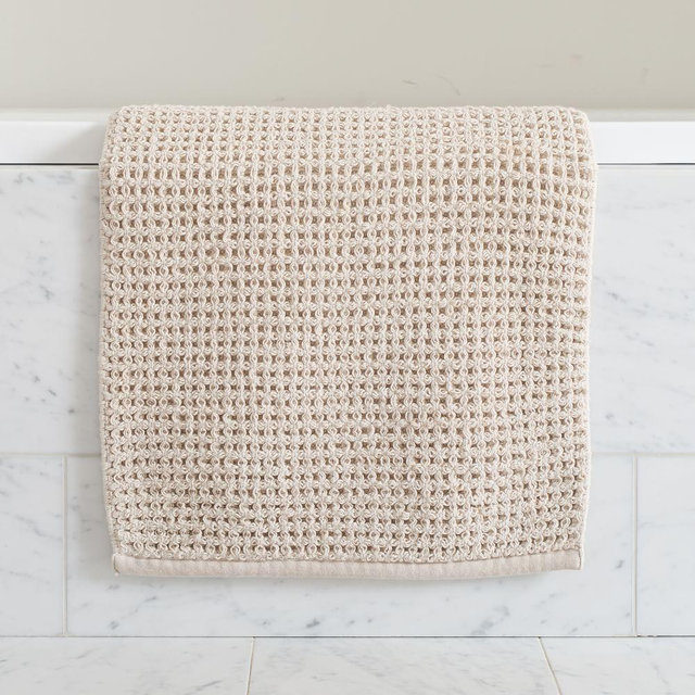 Plush Waffle Bath Mat, Sand, 20"x34"