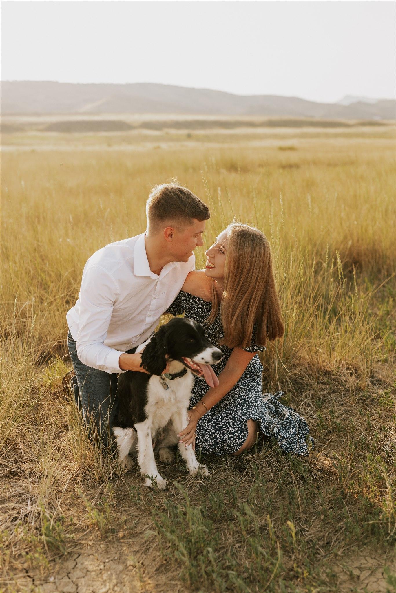 The Wedding Website of Kelly Peterson and Zac Frazier