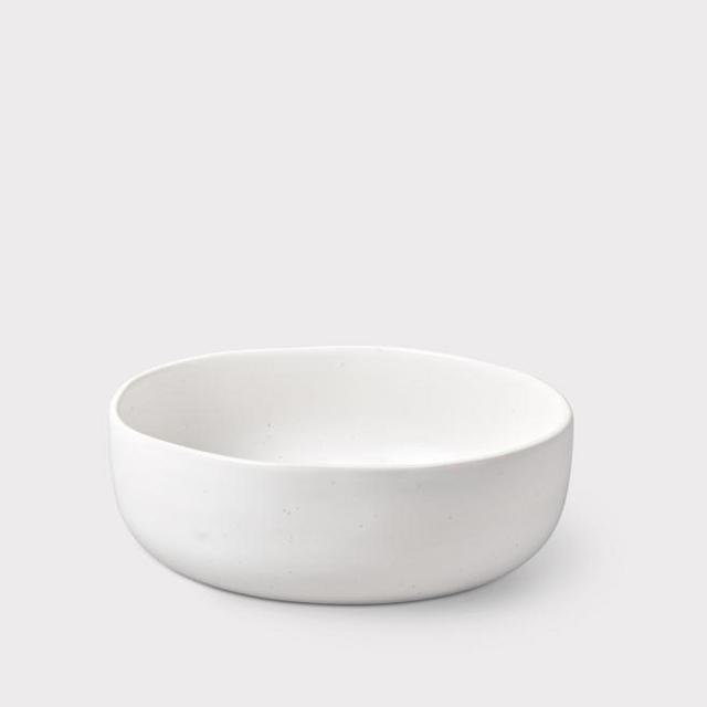 The Serving Bowl in Speckled White