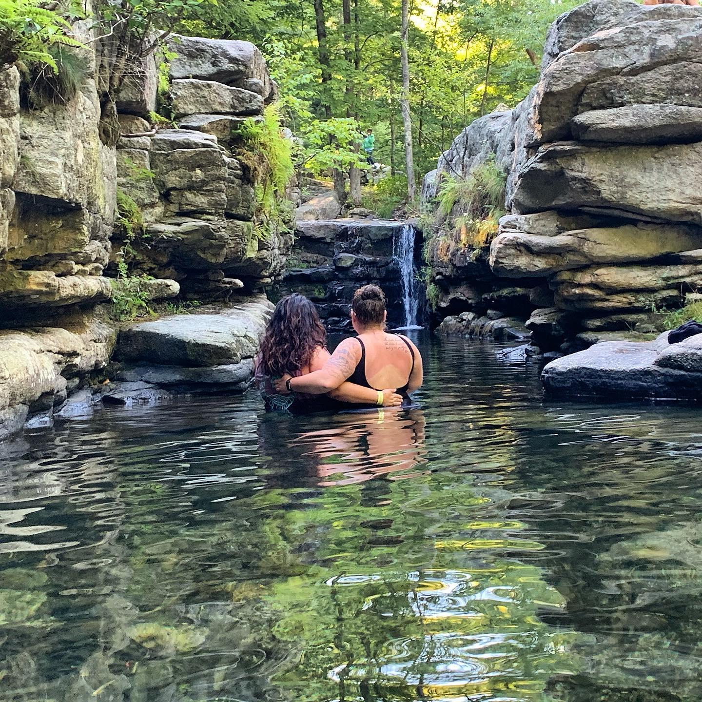 The Wedding Website of Kristin Mendes and Jeanna Damm