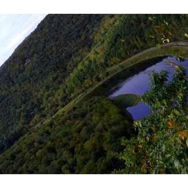 View from the top of the ledges of the Delaware River.