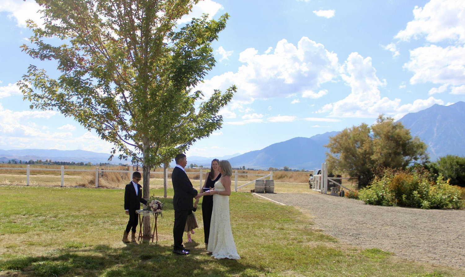 The Wedding Website of Sarah DeCoux and Michael Mitchell