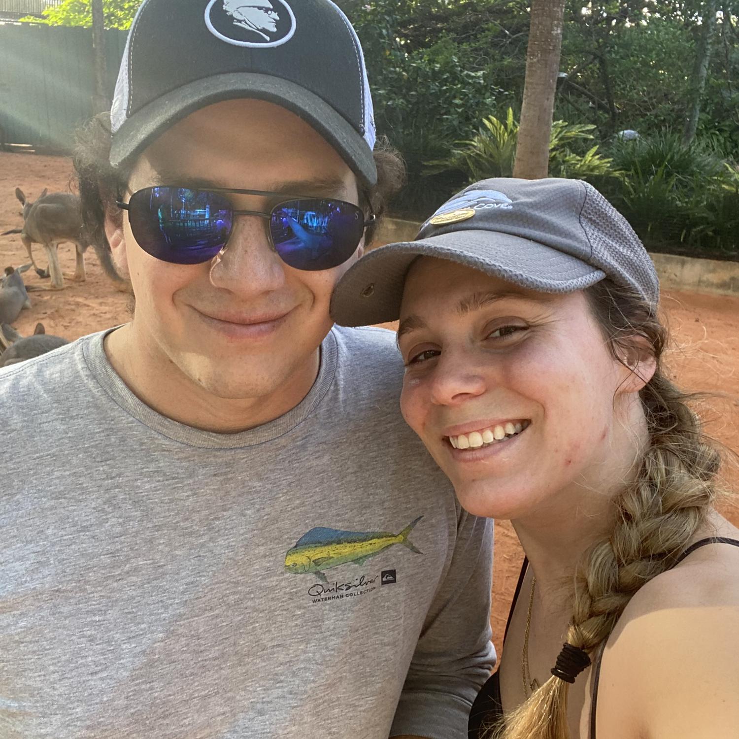 Day trip to Busch Gardens! We both love animals and spending time together was amazing as always ❤️
